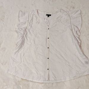 Brand new "Lane Bryant" white cotton gauze-like short sleeve shirt, size 22/24